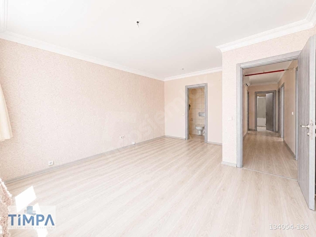 KİPTAŞ SEFAKÖYDE 4+1 188m² E.BANYOLU KİRALIK DAİRE - Görsel 15