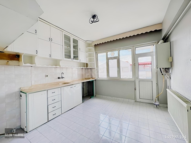 ÖZLEM YARDIMCIDAN BUHARA MAHDE BAKIMLI KİRALIK 3+1 DAİRE - Görsel 3