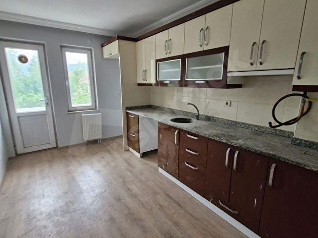 EGEMEN EMLAKTAN 100.YIL MAHALLESİNDE MASRAFSIZ SATILIK 3+1DAİRE - Görsel 18