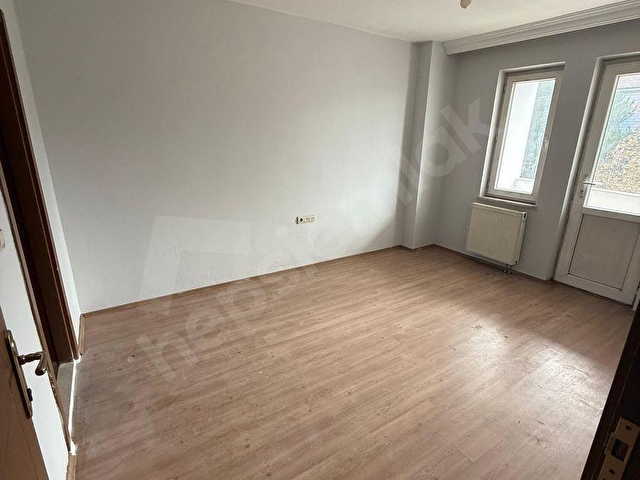 EGEMEN EMLAKTAN 100.YIL MAHALLESİNDE MASRAFSIZ SATILIK 3+1DAİRE - Görsel 16
