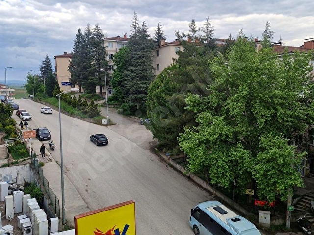 EGEMEN EMLAKTAN 100.YIL MAHALLESİNDE MASRAFSIZ SATILIK 3+1DAİRE - Görsel 22