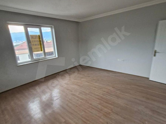 EGEMEN EMLAKTAN 100.YIL MAHALLESİNDE MASRAFSIZ SATILIK 3+1DAİRE - Görsel 17