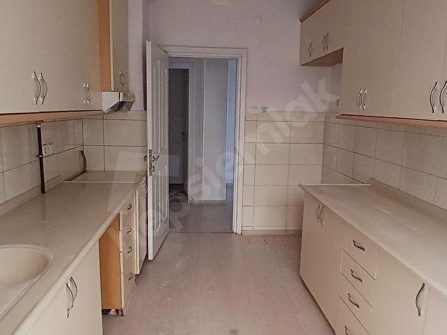 KONYAALTI CADDESİNDE FUL DENİZ MANZARALI 200M2 4+1 KİRALIK DAİRE (TADİLATI BOYA BADANASI YAPILDI) - Görsel 13