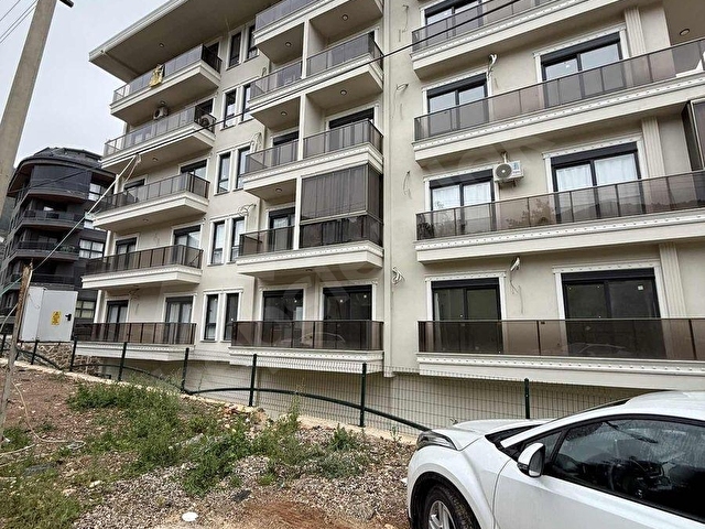 ÇIPLAKLI MAHALLESİNDE SIFIR BİNADA 2+1 SATILIK DAİRE