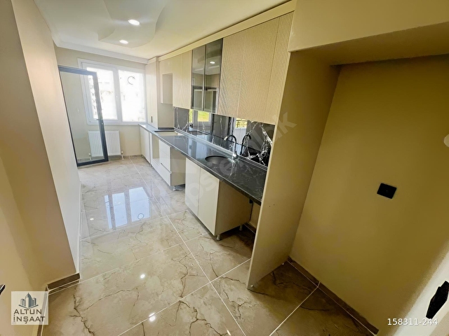 ARNAVUTKÖY HARAÇÇI GÖÇMENKETTE 3+1 ARAKAT 120 m2 LÜX DAİRELER - Görsel 12