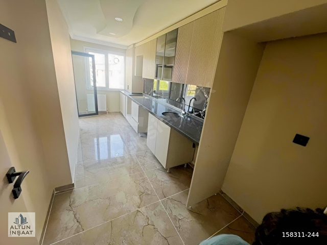 ARNAVUTKÖY HARAÇÇI GÖÇMENKETTE 3+1 ARAKAT 120 m2 LÜX DAİRELER - Görsel 10