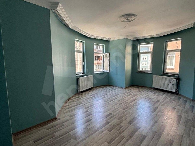 ► ALİPAŞA MH.AŞAĞI NORŞİN CAMİ CİVARINDA SATILIK 3+1 DAİRE - Görsel 3