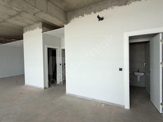 GAZİANTEP OSBDE PRESTİJLİ, SIFIR, GENİŞ KULLANIMLI OFİS! - Görsel 18