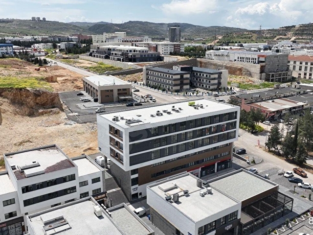 GAZİANTEP OSBDE PRESTİJLİ, SIFIR, GENİŞ KULLANIMLI OFİS!