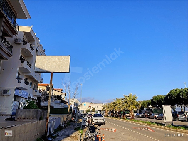 ÇEŞME LİMANDA (ULUSOY GÜMRÜK karşısı) SATILIK iki KATLI İŞYERİ - Görsel 4