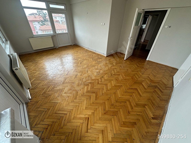 TUNALI’YA YÜRÜME MESAFESİNDE ANKARA MANZARALI TEMİZ 3+1 KİRALIK BAĞIMSIZ DAİRE - Görsel 2