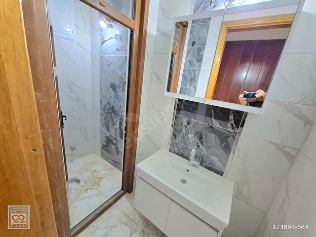 ÖZDEDEDEN KİRALIK KERKÜK CD ARA KAT SİTE İÇİ 3+1 İÇİ SIFIR DAİRE - Görsel 30