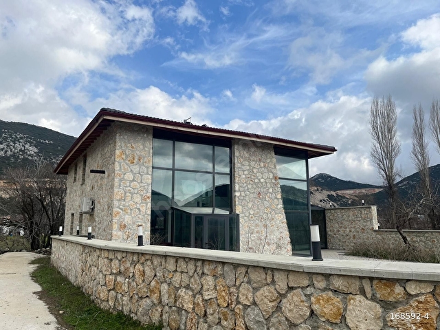 yabancıdan hiç kullanılmamış  sıfır villa