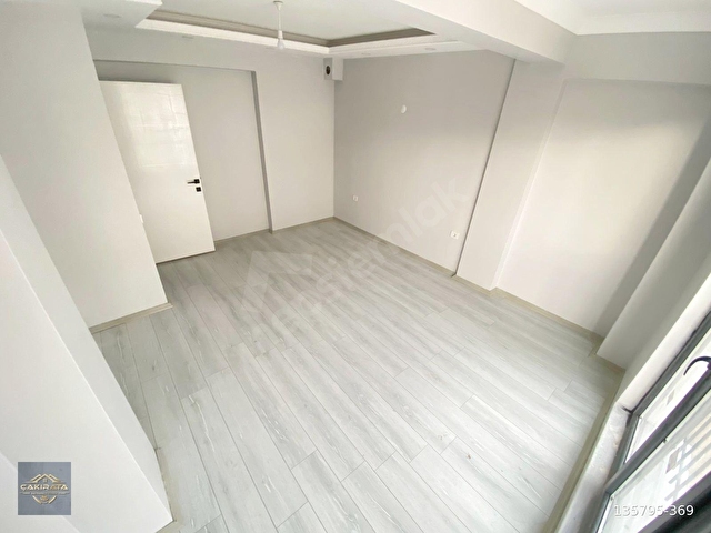 Bandırma 600 Evler Mah Köşe Başı 2+1 Ara Kat Satılık Daire - Görsel 9