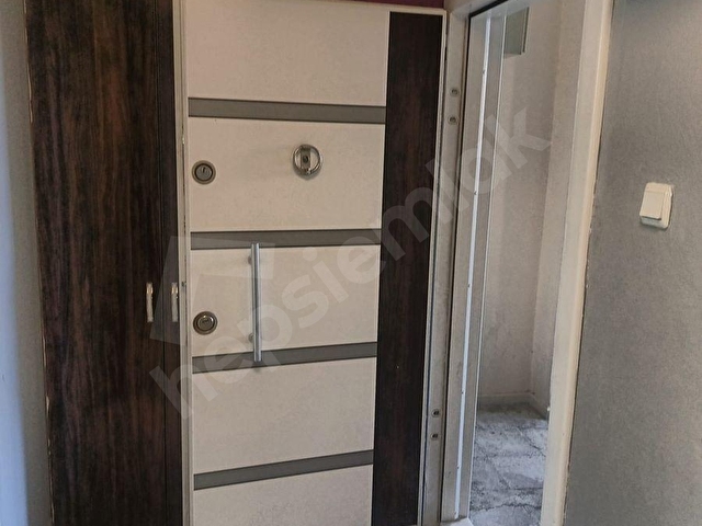 3EV EMLAKTAN ÇARŞI MERKEZDE 2+1 GENİŞ KULLANIMLI KİRALIK OFİS - Görsel 9