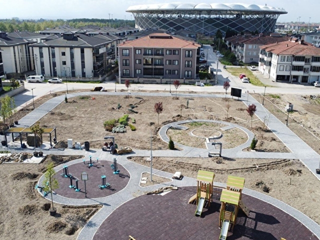 Güneşlerde Park Karşısı Kapalı Otoparklı Geniş 2+1 - Görsel 4