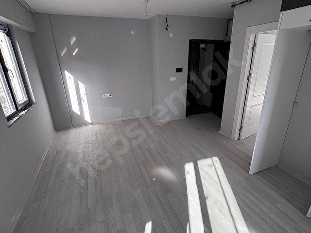 ŞÜKRÜPAŞA MAH SIFIR KİRALIK DAİRE 1+1 50M2 ARA KAT ASANSÖRLÜ - Görsel 4