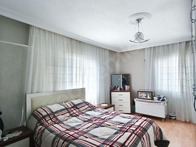 GÜMÜLDÜR MERKEZDE 3+1 148 M2 SALON MUTFAK AYRI SATILIK DAİRE - Görsel 21