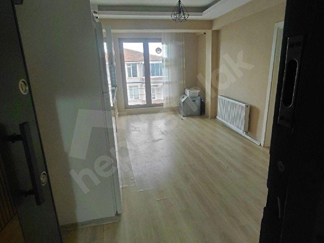 karasuda kiralık 1+1 doğalgaz kombili eşyasız daire - Görsel 10