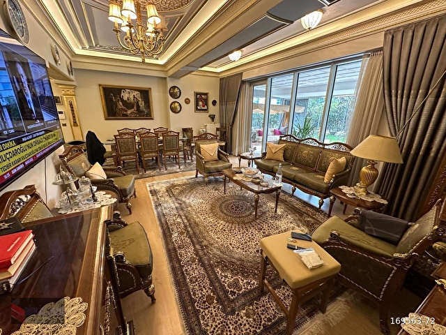 BATIŞEHİR HİRADAN SATILIK 4+2 LÜKS 2 ADET BAHÇE KATI DAİRE