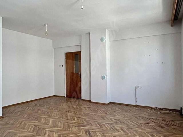 KOLAYTAPU Lüleburgaz Kurtuluş Mahallesi 3+1 Satılık Arakat Daire - Görsel 7