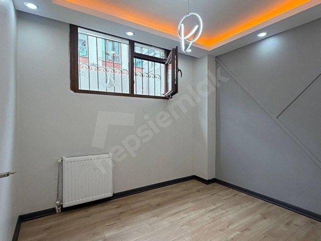 ASGARDDAN METROBÜSE YAKIN DEKORLU 2+1 BAHÇEKATI - Görsel 26