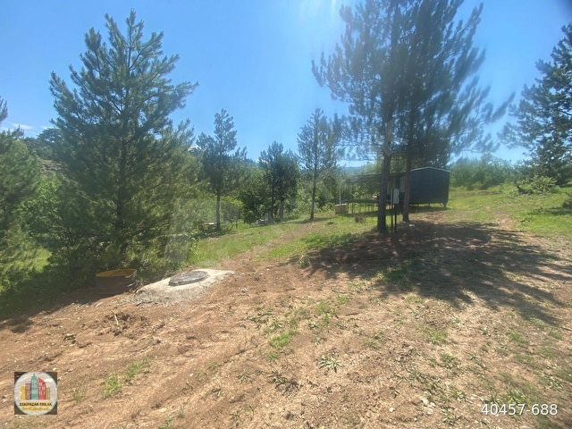 MERKEZ PAZARÜSTÜ MEVKİİNDE İÇERİSİNDE KONTEYNER MEVCUT 420M2 SATILIK İMARLI ARSA - Görsel 3