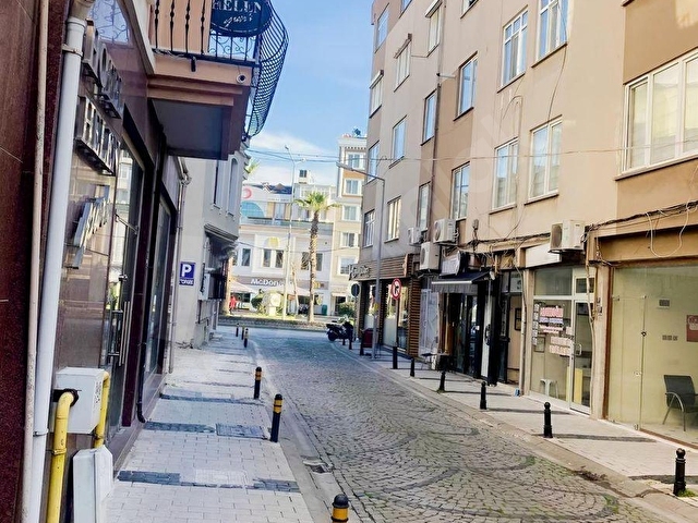 Çanakkale Merkezde Kiralık Mobilyalı 18m² Hazır Ofis - Görsel 3