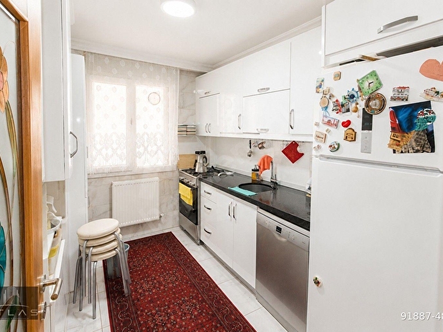 Bahçelievler Siyavuşpaşa Emek Caddesi Yakını 6 Yıllık Binada 3+1 - Görsel 9