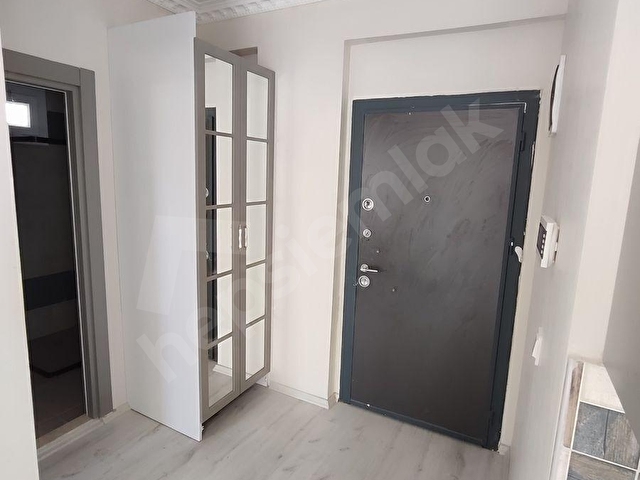 SARIÇAM GÜLTEPEDE 3 CEPHELİ 1+1 KİRALIK DAİRE - Görsel 6