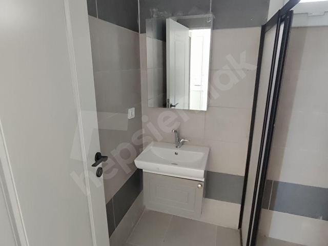 SARIÇAM GÜLTEPEDE 3 CEPHELİ 1+1 KİRALIK DAİRE - Görsel 8