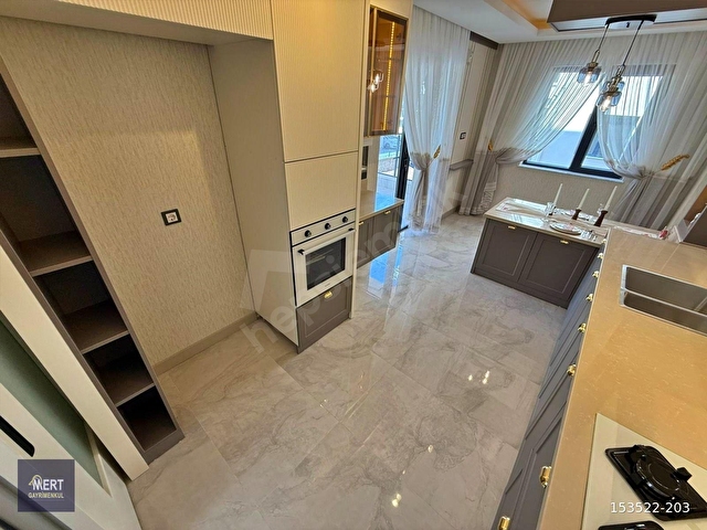 MERTDEN 29 EKİMDE DOLULAR DOLUSU YÜKSEK KREDİ LİMİTLİ 3+1 DAİRE - Görsel 7