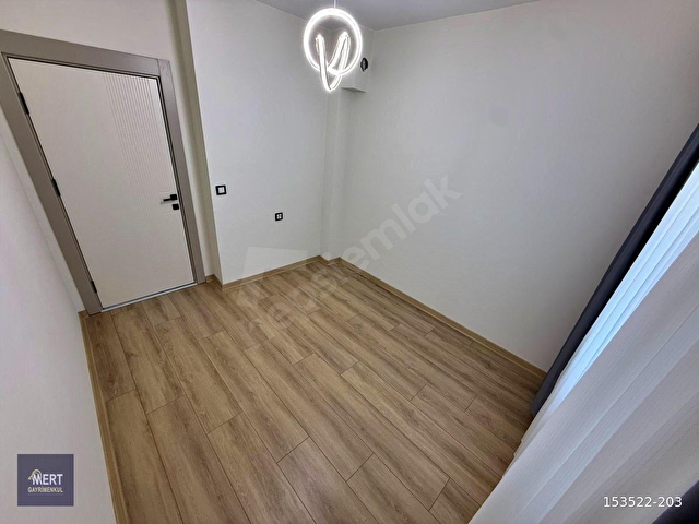 MERTDEN 29 EKİMDE DOLULAR DOLUSU YÜKSEK KREDİ LİMİTLİ 3+1 DAİRE - Görsel 21