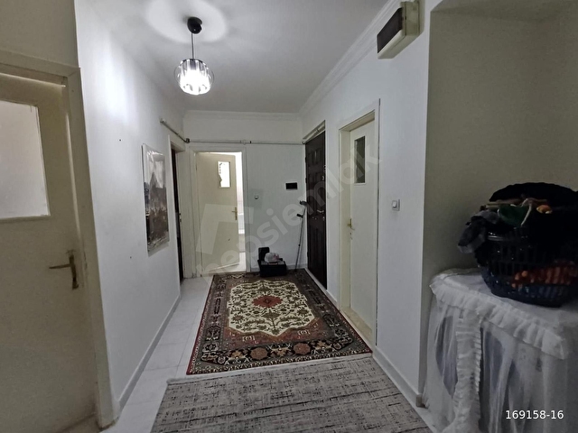 MERKEZ EMLAKDAN SAKIZ AĞACI CADDESİ CEPHELER AÇIK İSKANLI 2+1 - Görsel 6