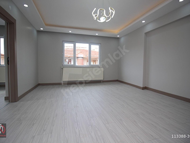 EMRE EMLAKTAN AKŞEMSETTİN MAHALLESİNDE KATTA FULL YAPILI 3+1 SATILIK DAİRE - Görsel 6