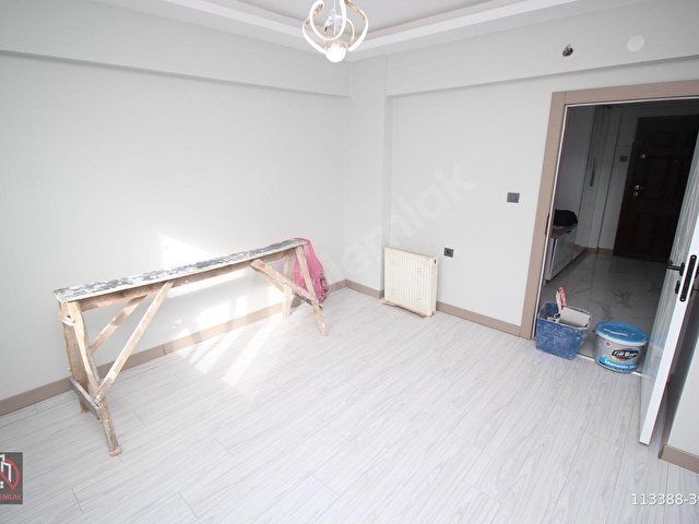 EMRE EMLAKTAN AKŞEMSETTİN MAHALLESİNDE KATTA FULL YAPILI 3+1 SATILIK DAİRE - Görsel 16
