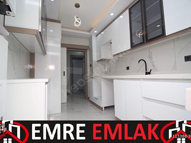 EMRE EMLAKTAN AKŞEMSETTİN MAHALLESİNDE KATTA FULL YAPILI 3+1 SATILIK DAİRE