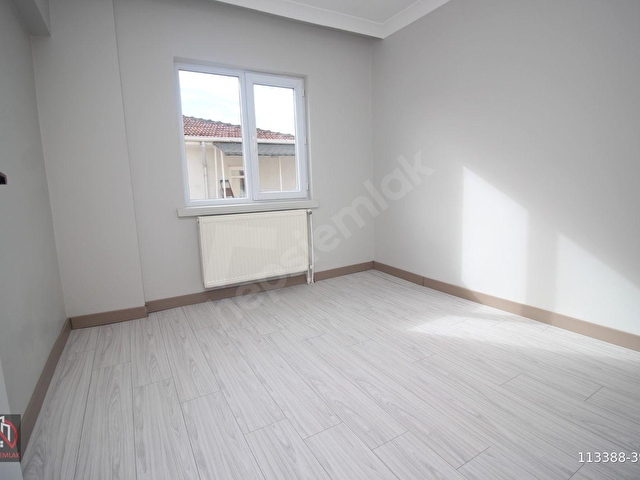 EMRE EMLAKTAN AKŞEMSETTİN MAHALLESİNDE KATTA FULL YAPILI 3+1 SATILIK DAİRE - Görsel 12