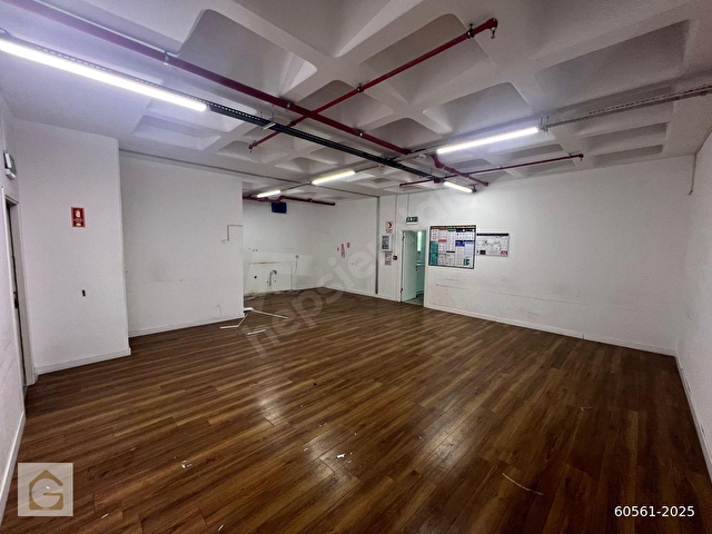 Basın Ekspresin Prestijli Plazasında Kiralık Tam Kat Ofis - Görsel 27