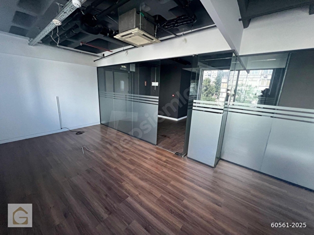 Basın Ekspresin Prestijli Plazasında Kiralık Tam Kat Ofis - Görsel 4