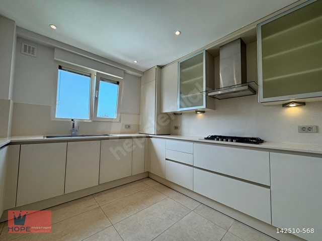 Kadıköy Caddebostan Satılık