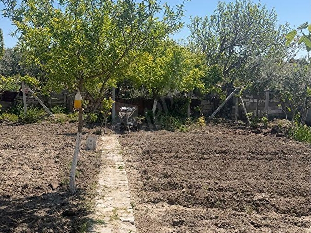 GÖZLET MH FIRSAT 1080 m2 İMARLI 3 TAPU HERBİRİ 2/5 KAT VE OTURULACAK DURUMDA 2 EV - Görsel 8