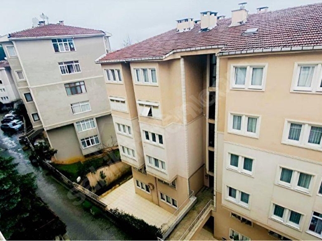 ÇENGELKÖY ATA-2 SİTESİNDE BÜYÜK TİP ARA KAT SATILIK - Görsel 5