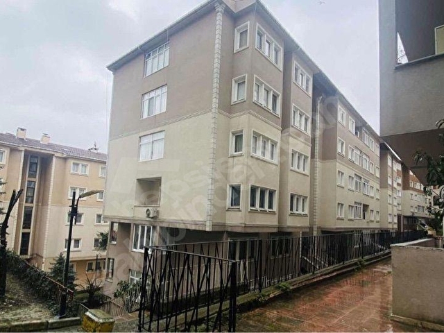ÇENGELKÖY ATA-2 SİTESİNDE BÜYÜK TİP ARA KAT SATILIK - Görsel 18