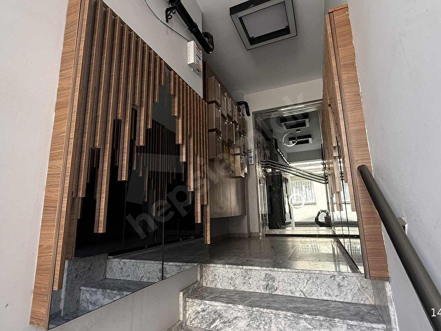 GÜLYAKA MAHALLESİNDE ASANSÖRLÜ 3+1 SATILIK DAİRE - Görsel 26