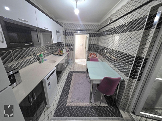 HİLALDEN Y.BAYINDIRDA ASANSÖRLÜ GENİŞ M2Lİ FULL YAPILI DAİRE - Görsel 5