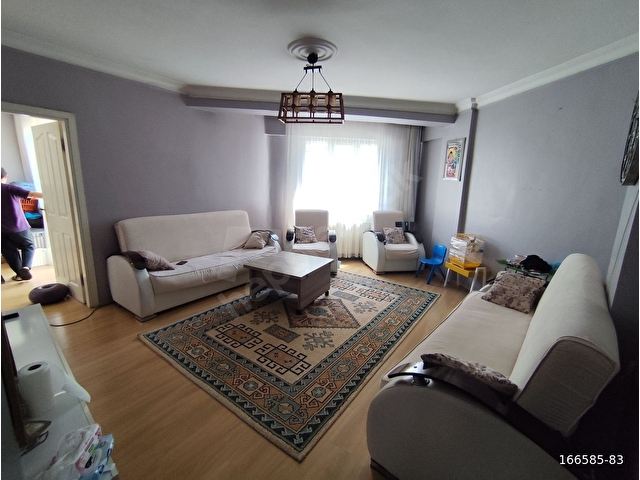 Karadeniz Mahallesi Geniş Ferah Çift Balkon 2+1 Arakat 80 mt - Görsel 3