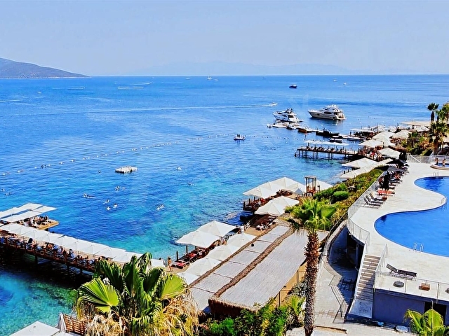 Denize Sıfır Site İçerisinde Satılık Bahçeli 3+1 - Görsel 28