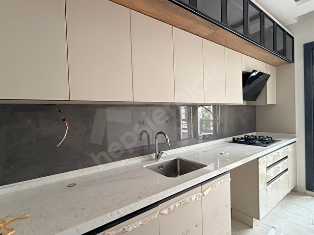ERİMDEN GÜREDE MÜTHİŞ KONUMDA SIFIR LÜKS 2+1 DAİRE! - Görsel 10