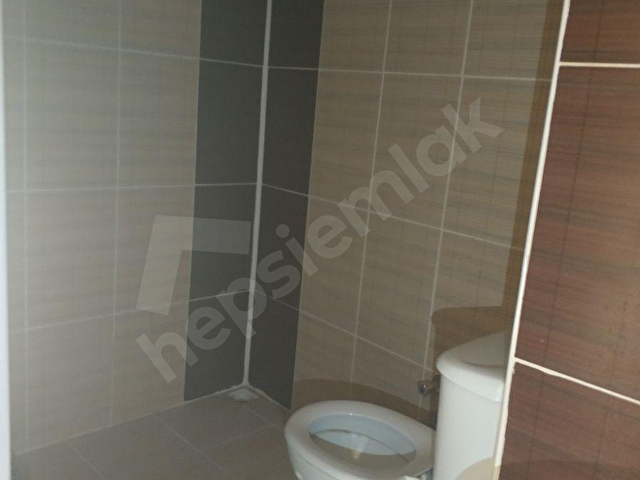 BAHÇELİEVLERDE KİRALIK 2+1 ASANSÖRLÜ TERASLI DUBLEKS DAİRE - Görsel 12